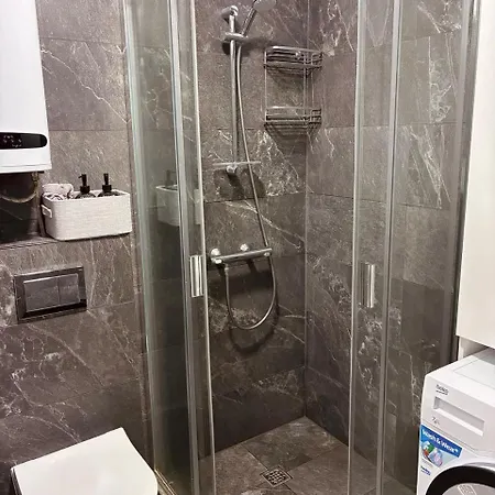 Near Mr Bricolage Apartment Warna