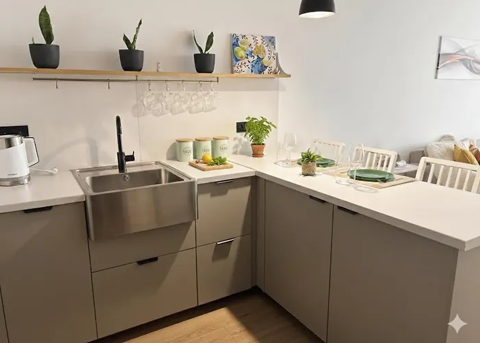 Near Mr Bricolage فارنا